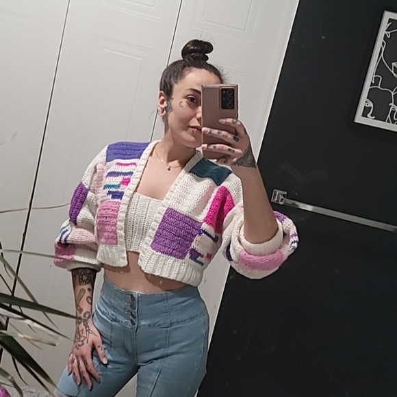 Crochet patchwork cardigan sweater - Picture 6 of 6